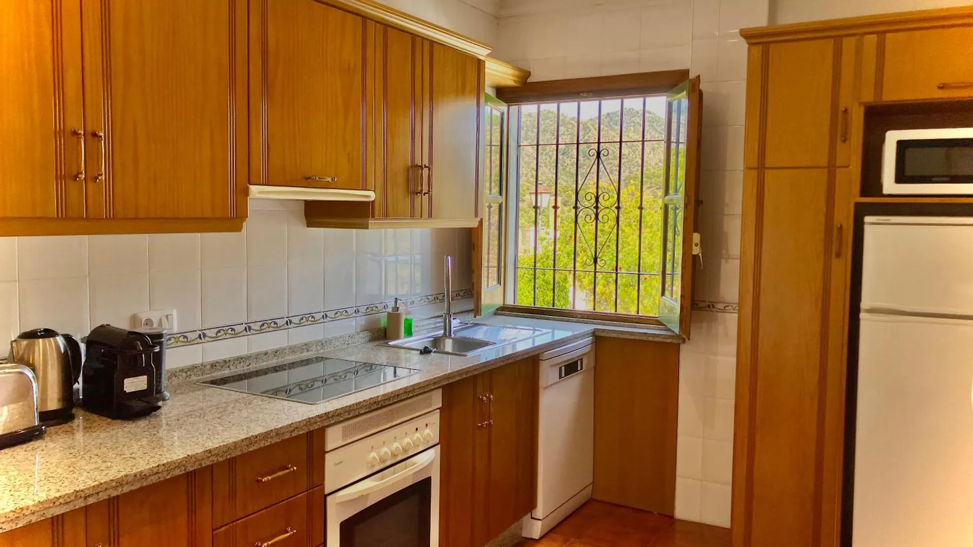Buenos Suenos- Balcon De Frigiliana Apartment